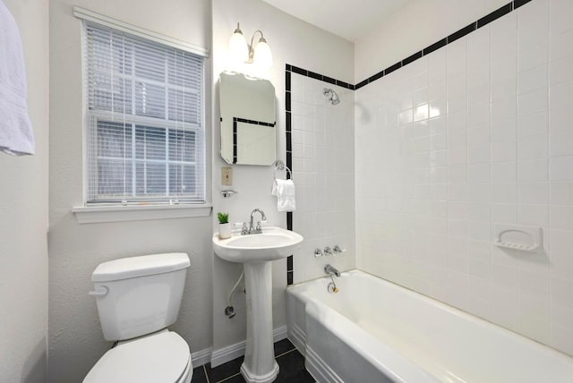 6102 Laird Dr, Austin, TX 78757 - full bath featuring bathing tub / shower combination and tile patterned floors