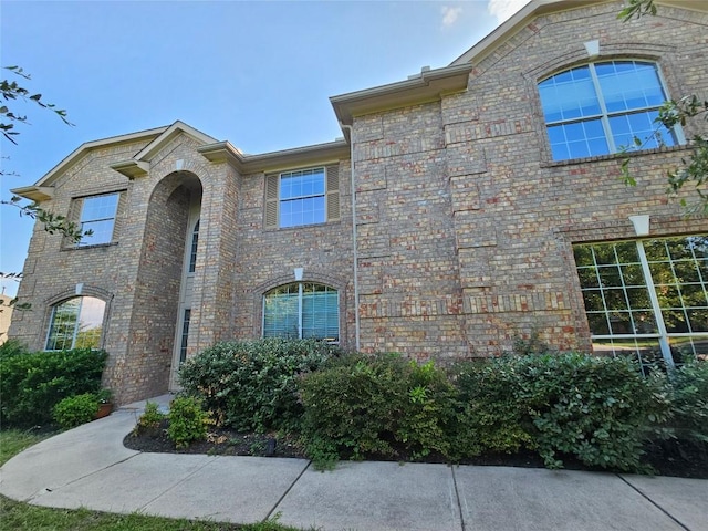 12504 Gun Metal Dr, Austin, TX 78739 - view of front of house with brick siding