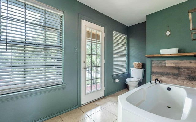 4204 Deer Tract St, Round Rock, TX 78681 - full bath with a garden tub, healthy amount of natural light, and tile patterned flooring