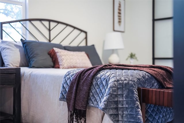 2402 Broken Oak Dr, Austin, TX 78745 - view of bedroom