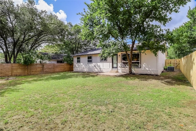 2402 Broken Oak Dr, Austin, TX 78745 - back of house featuring a fenced backyard