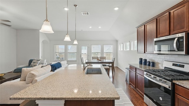 687 Oleander Loop, Buda, TX 78610