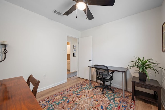 2801 Cornish Cir, Austin, TX 78745 - office featuring wood finished floors and a ceiling fan