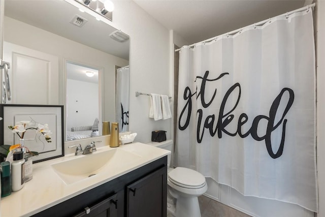 7304 Fall Ray Dr, Del Valle, TX 78617 - ensuite bathroom featuring vanity, tile patterned flooring, and shower / tub combo
