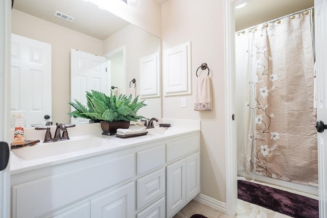 128 Lady Bird Ln, Georgetown, TX 78628 - bathroom with double vanity