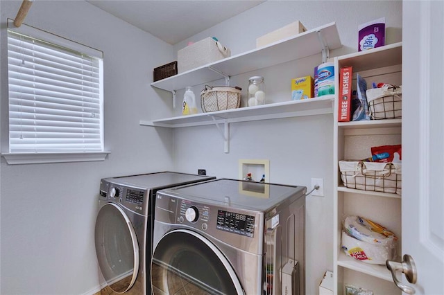 12701 Paloma Blanca Way, Del Valle, TX 78617 - washroom featuring washer and dryer