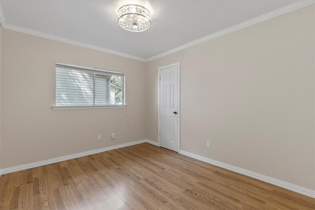 9400 Canus Dr, Austin, TX 78748 - unfurnished room with wood finished floors, ornamental molding, and a chandelier