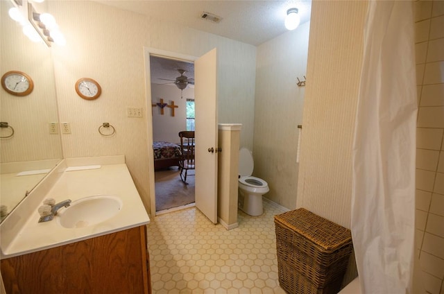 205 Mesa Verde St, Cedar Park, TX 78613 - full bathroom featuring vanity, ceiling fan, and curtained shower