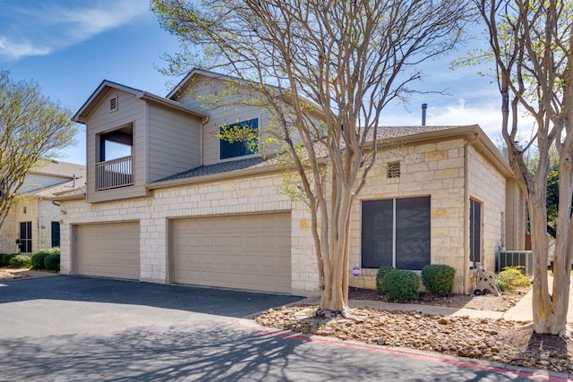 7500 Shadowridge Run Unit 47, Austin, TX 78749 - photo 1
