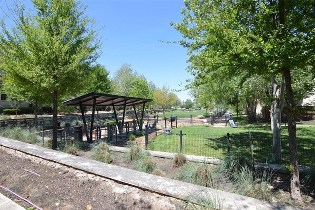 6814 E Riverside Dr Unit 52, Austin, TX 78741 - surrounding community