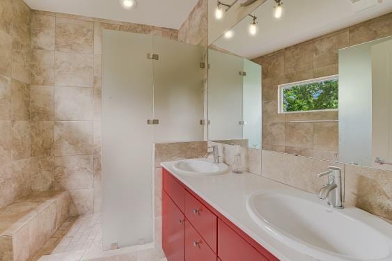 2822 Wooldridge Dr Unit B, Austin, TX 78703 - bathroom featuring double vanity and tiled shower