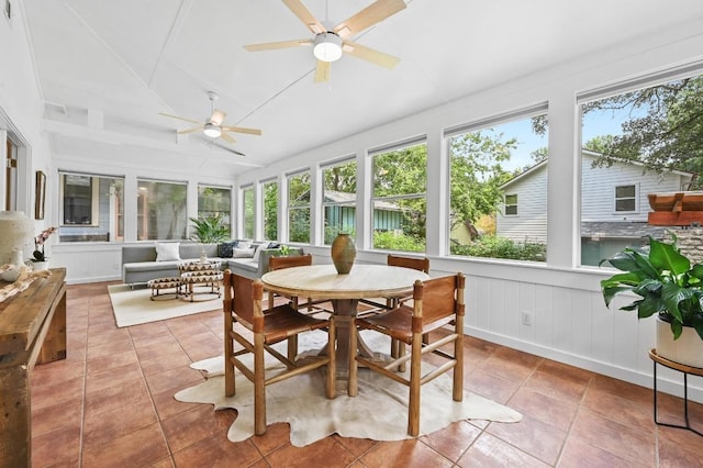 803 Jessie St, Austin, TX 78704 - sunroom featuring plenty of natural light, vaulted ceiling, and tile patterned flooring