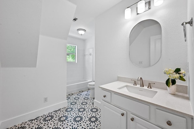 803 Jessie St, Austin, TX 78704 - full bathroom featuring vanity and shower / bath combination