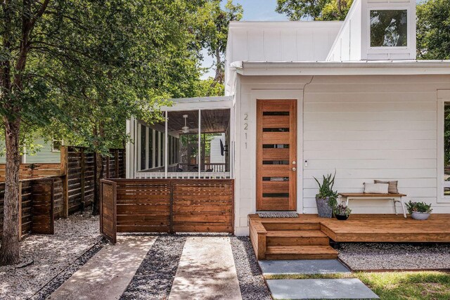 2211 Canterbury St, Austin, TX 78702 - photo 3