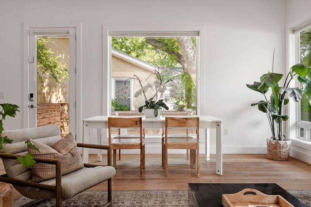 2211 Canterbury St, Austin, TX 78702 - photo 8