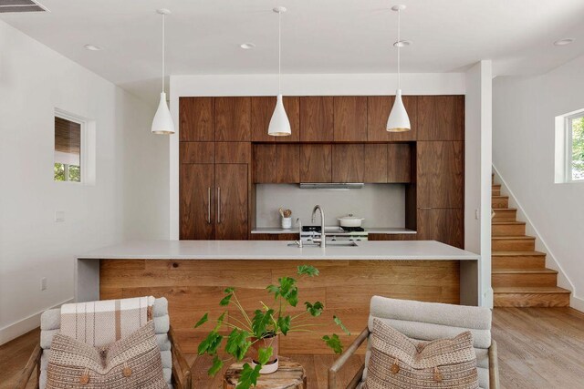 2211 Canterbury St, Austin, TX 78702 - photo 10