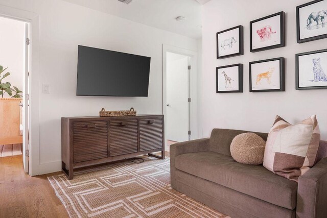 2211 Canterbury St, Austin, TX 78702 - photo 19