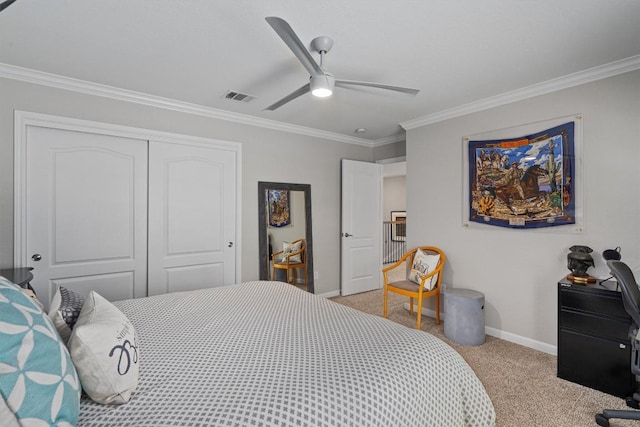 6906 Covered Bridge Dr, Austin, TX 78736 - bedroom featuring light carpet, a closet, crown molding, and ceiling fan
