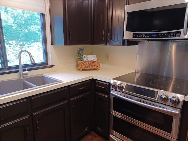 3103 Fox Hollow St, Round Rock, TX 78681