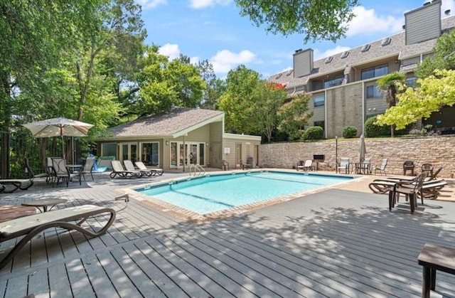 1135 Barton Hills Dr Unit 355, Austin, TX 78704 - community pool featuring a deck and a patio