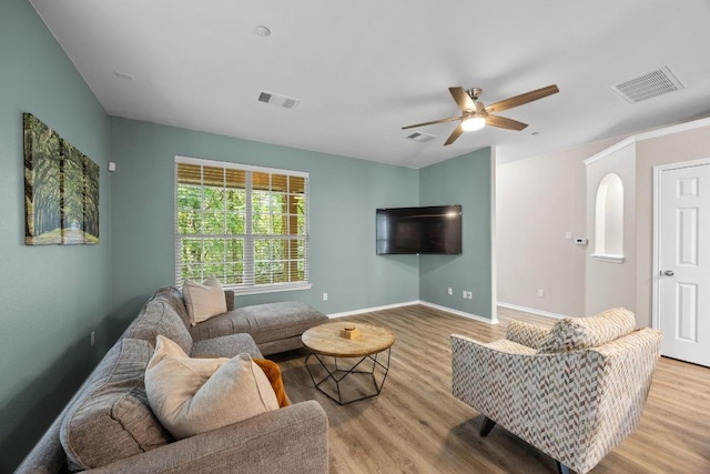 1310 W Parmer Ln Unit 9B, Austin, TX 78727 - photo 5