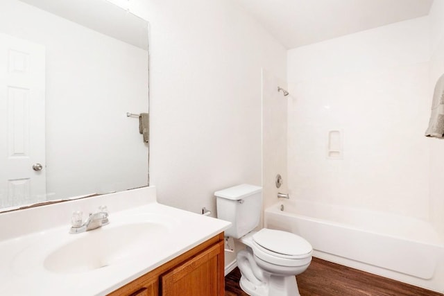 109 Onyx Lake Dr, Kyle, TX 78640 - full bathroom featuring wood finished floors, vanity, and tub / shower combination