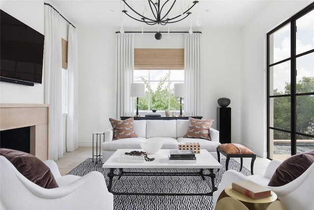 4401 Amarra Dr Unit 19, Austin, TX 78735 - living area with a chandelier and baseboards