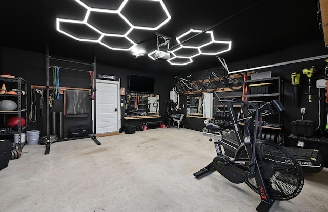 7506 Chesapeake Rail Ln, Austin, TX 78744 - workout area with a garage