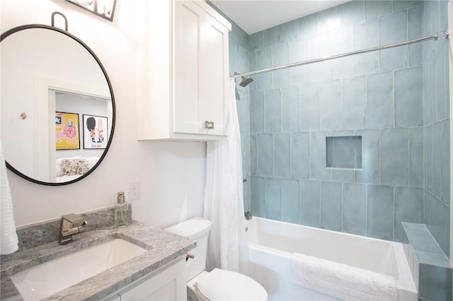 6613 Woodrow Ave, Austin, TX 78757 - bathroom with vanity and shower / bath combo