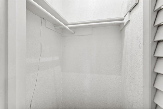 4405 Ave A Unit 5, Austin, TX 78751 - view of walk in closet