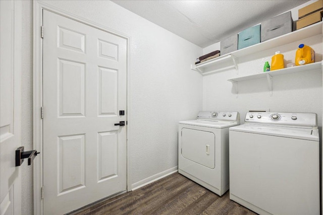 1220 Redstone Dr, Temple, TX 76502 - laundry area featuring independent washer and dryer, dark wood-type flooring, and a textured ceiling