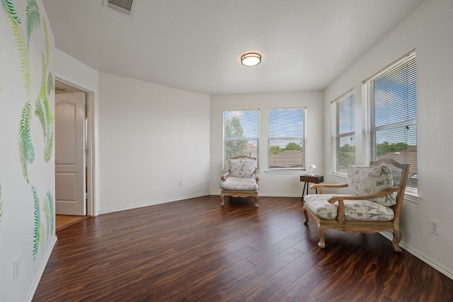 808 Lonesome Lilly Way, Pflugerville, TX 78660 - living area featuring wood finished floors and baseboards