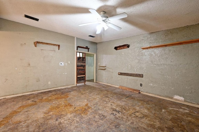 10410 Margra Ln, Austin, TX 78748 - spare room featuring ceiling fan