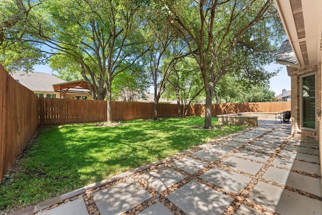 10808 Redmond Rd, Austin, TX 78739 - fenced backyard with a patio