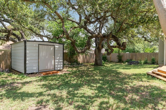 5812 Abilene Trl, Austin, TX 78749 - fenced backyard with a shed