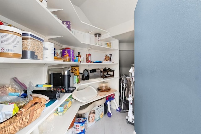 5701 Sunset Rdg, Austin, TX 78735 - view of pantry