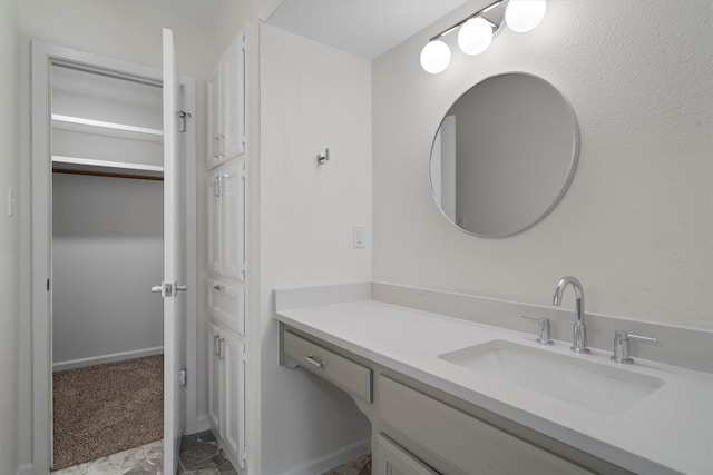 7907 Tealwood Trl, Austin, TX 78731 - bathroom with vanity