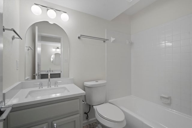 7907 Tealwood Trl, Austin, TX 78731 - full bathroom with vanity and washtub / shower combination