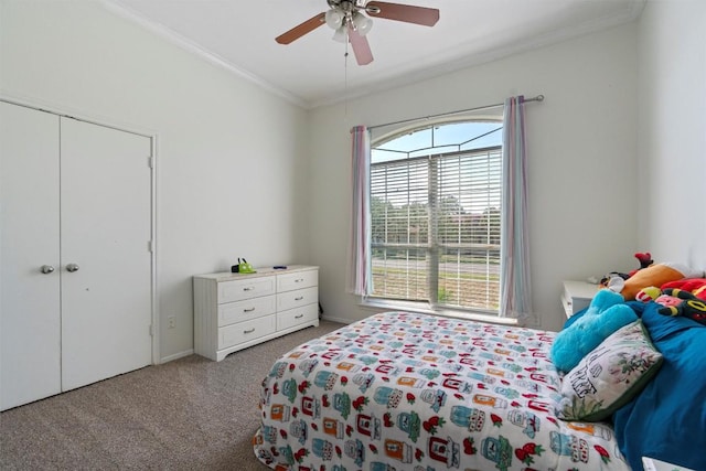 6005 La Mesa St, Leander, TX 78645 - bedroom featuring carpet flooring, crown molding, ceiling fan, and a closet