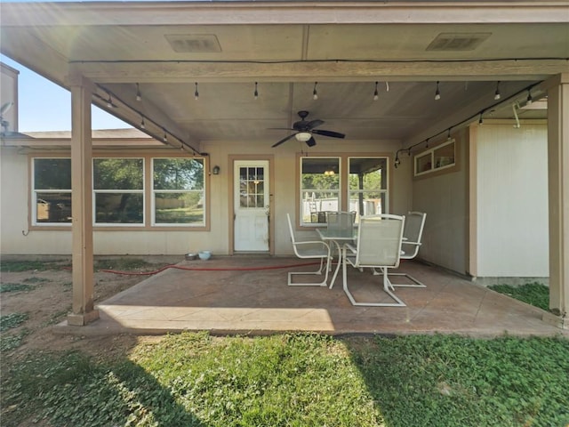 6005 La Mesa St, Leander, TX 78645 - view of patio / terrace with ceiling fan