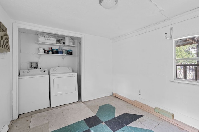 932 E 53 1/2 St, Austin, TX 78751 - washroom featuring washer and dryer and light flooring