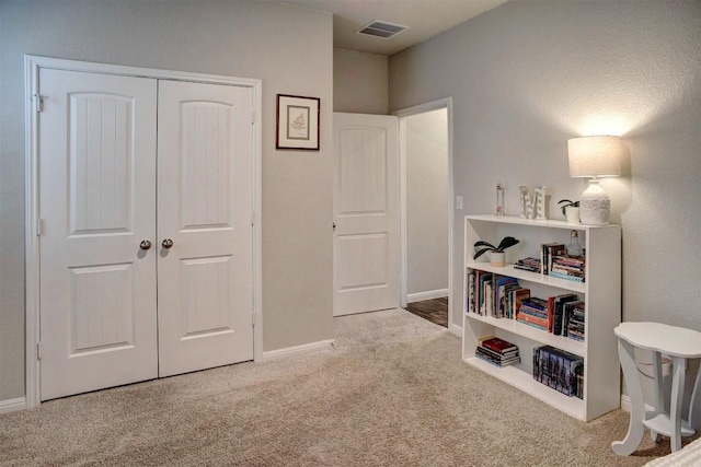 508 Bluffview Dr, Bastrop, TX 78602 - bedroom featuring carpet flooring and a closet