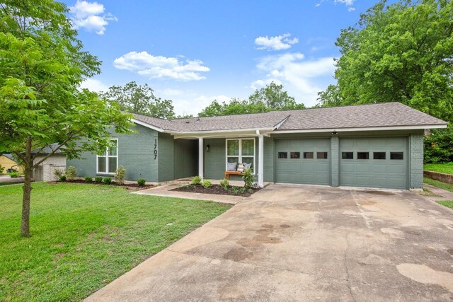 1707 Raven Dr, Austin, TX 78752 - photo 1