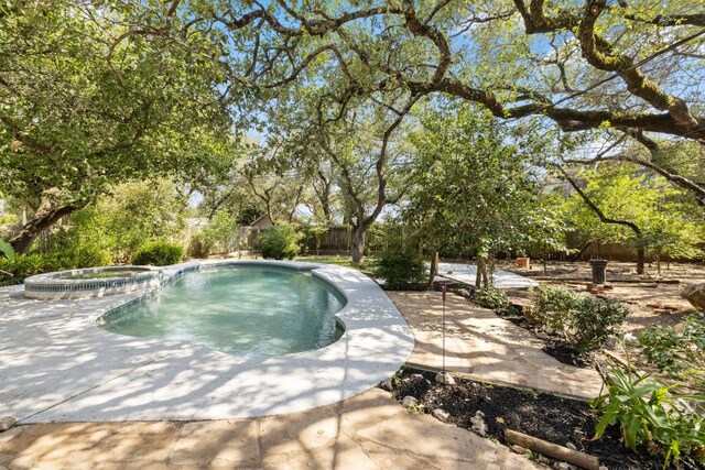 4217 Greystone Dr N, Austin, TX 78731 - view of pool with a patio and a pool with connected hot tub