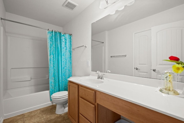 11104 Helms Deep Dr, Austin, TX 78754 - full bathroom featuring vanity and shower / bath combo with shower curtain