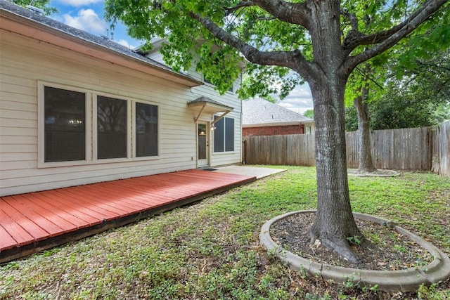 6710 Telluride Trl, Austin, TX 78749 - fenced backyard with a deck