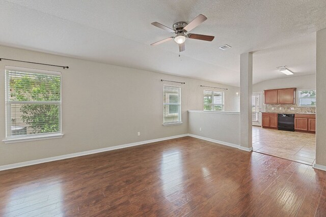 410 Brazoria Trl, San Marcos, TX 78666 - photo 5