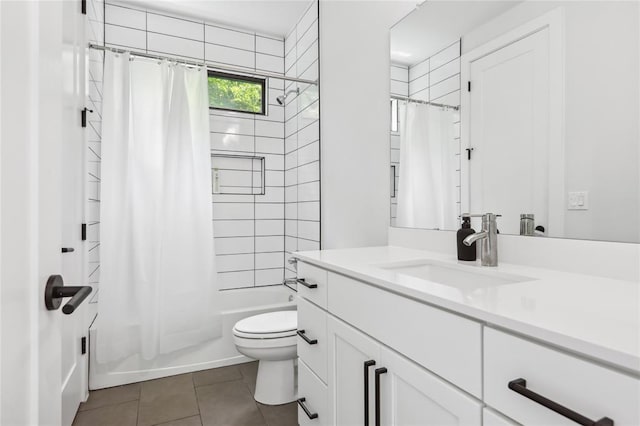 619 Hammack Dr Unit 2, Austin, TX 78752 - full bath featuring vanity, tile patterned floors, and shower / bathtub combination with curtain