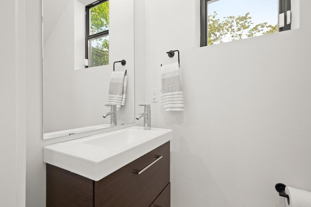 619 Hammack Dr Unit 2, Austin, TX 78752 - bathroom with vanity