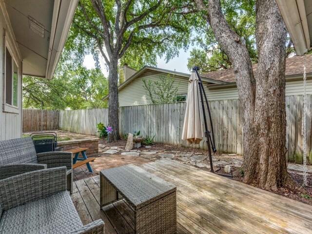 11405 Bristle Oak Trl, Austin, TX 78750 - deck featuring a fenced backyard